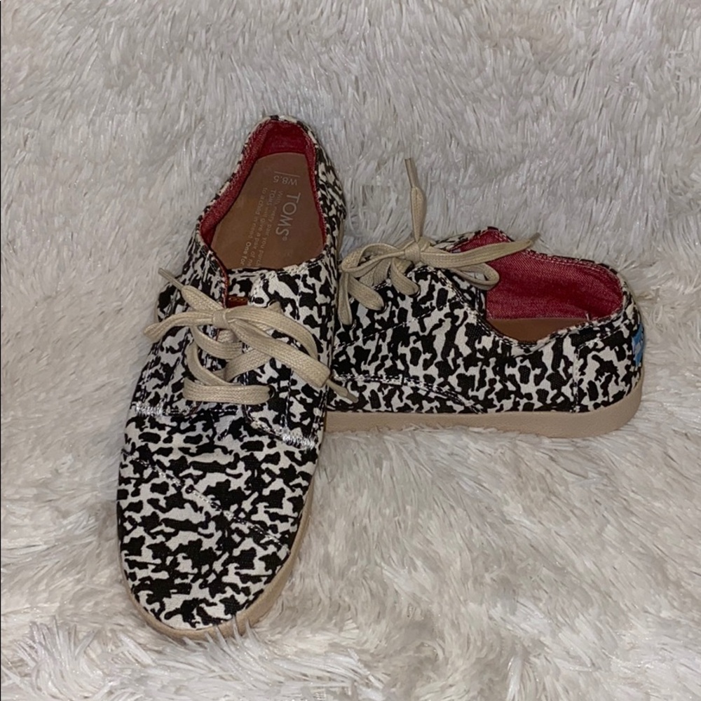 Brand new Tom sneakers